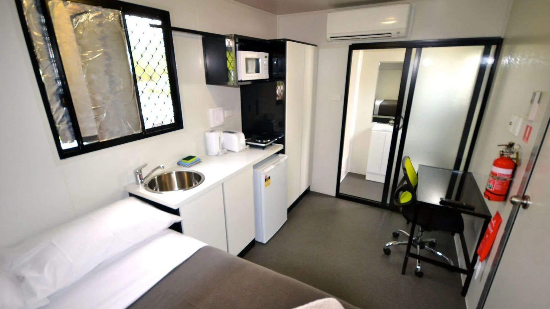 Mycow Accommodation Mackay 2*,  Australia